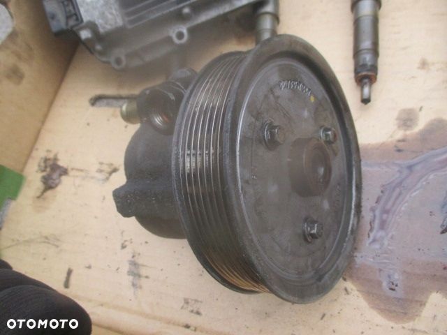 TRAFIC II VIVARO Pompa wspomagania 2.0 DCI - 1