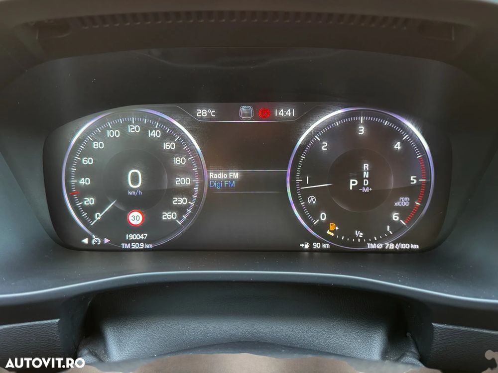 Volvo XC 40 D3 Momentum - 39