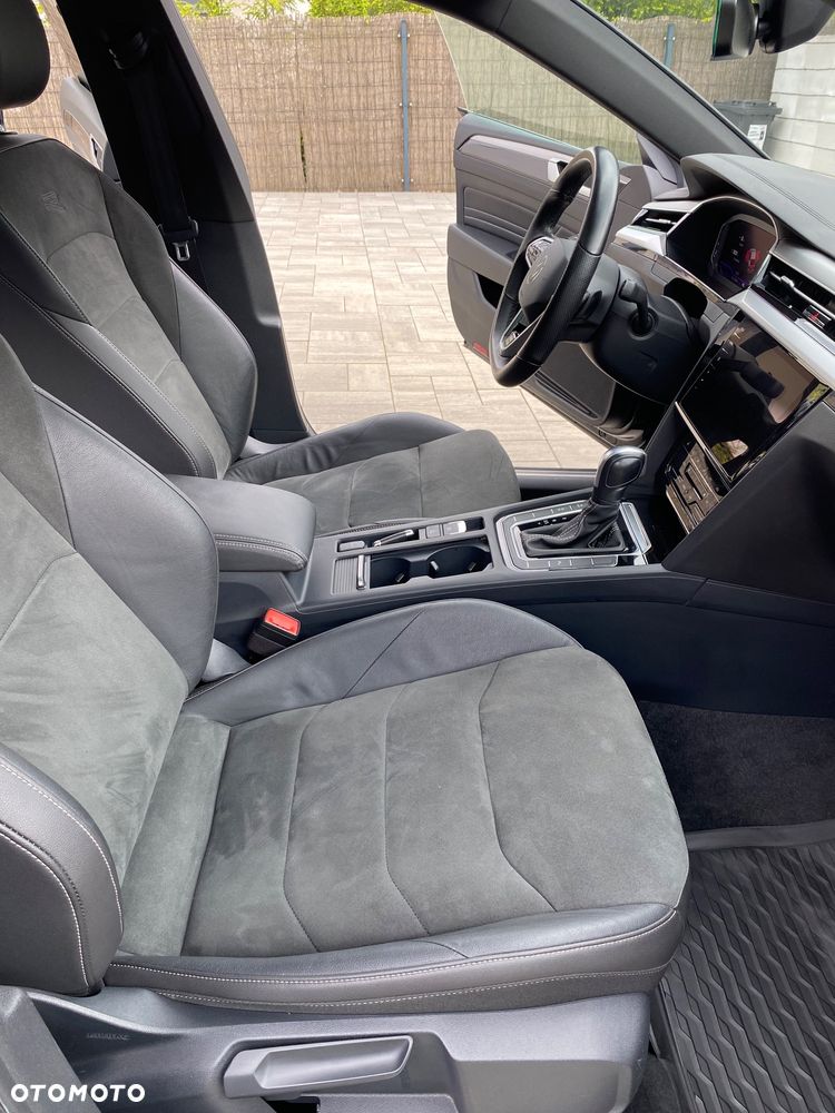 Volkswagen Arteon 2.0 TDI SCR 4Motion DSG R-Line - 17