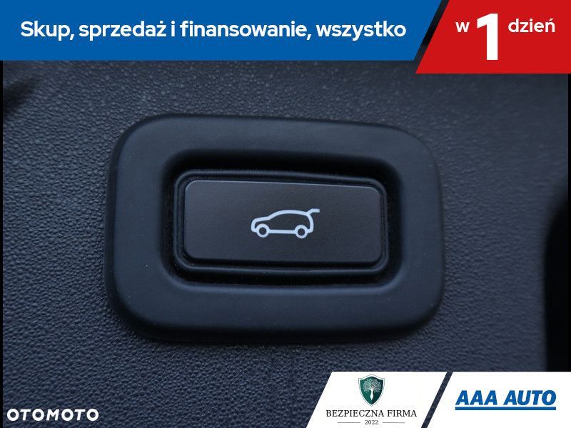 Land Rover Discovery Sport - 17