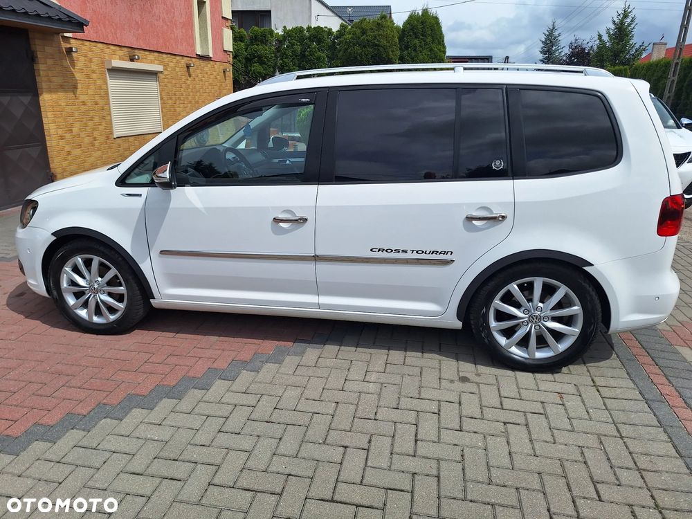 Volkswagen Touran 1.6 TDI DPF Highline - 11