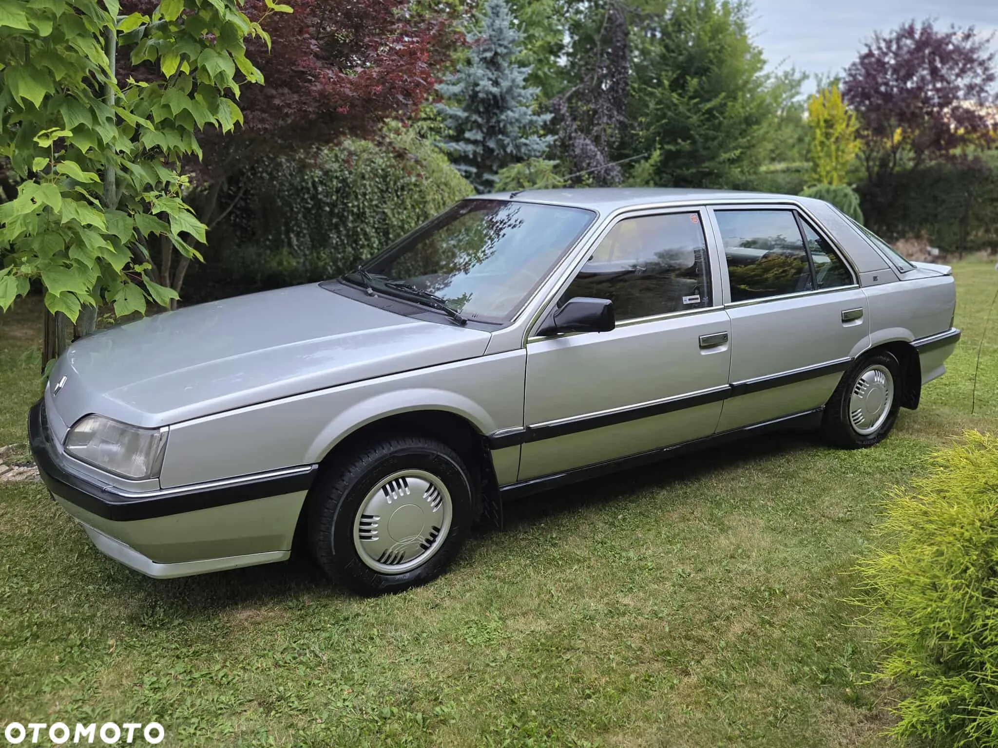 Renault 25 - 12
