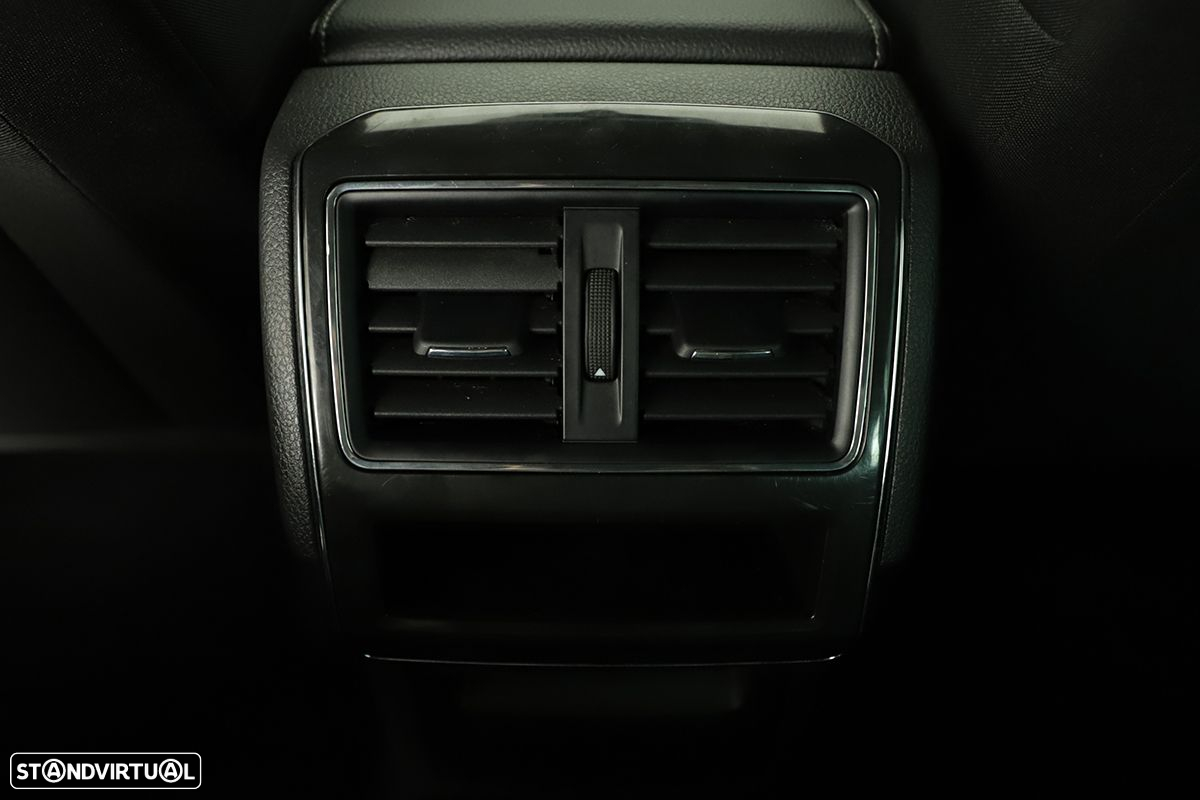 Skoda Superb Break 2.0 TDI Ambition - 23