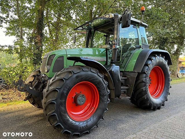 Fendt Favorit 716 Vario - 1