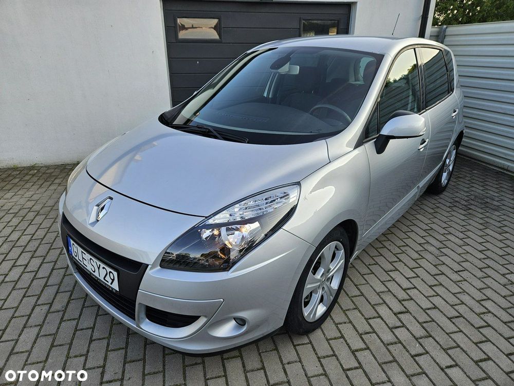Renault Scenic 1.4 16V TCE Privilege - 10
