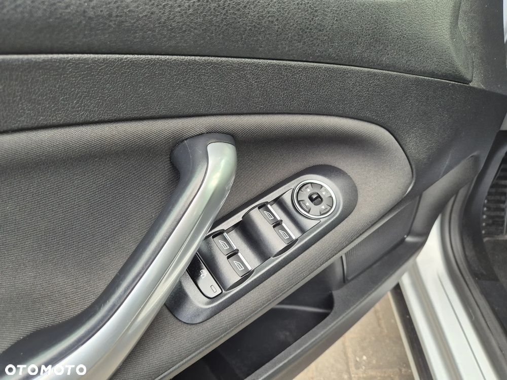 Ford Mondeo 2.0 TDCi Business Edition - 35