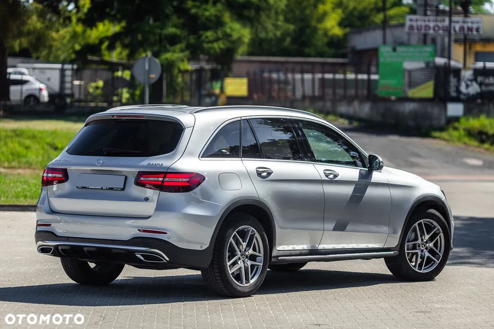 Mercedes-Benz GLC 250 d 4Matic 9G-TRONIC AMG Line - 13