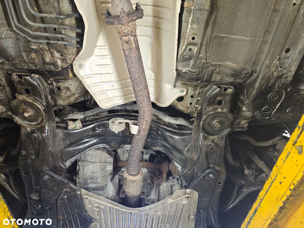 Honda Accord 2.0 Comfort - 36