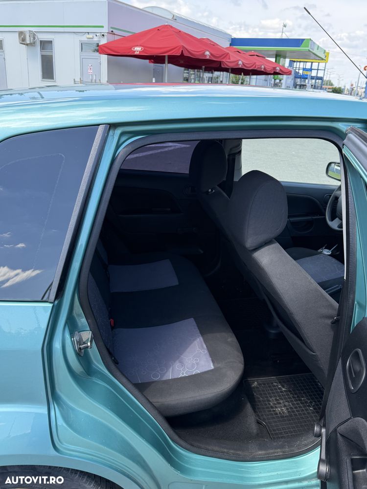 Ford Fiesta - 11