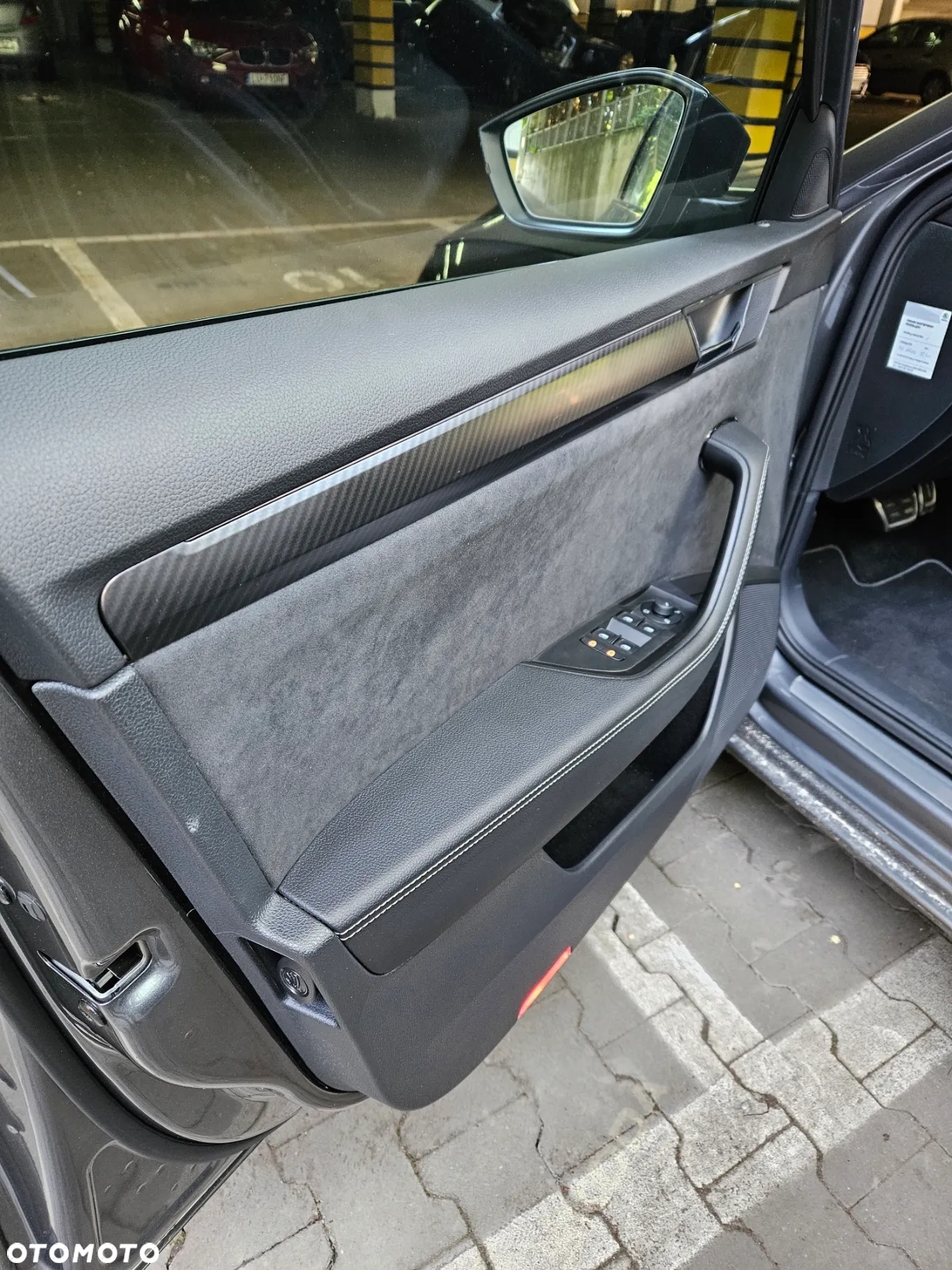 Skoda Superb 2.0 TSI Sportline DSG - 18