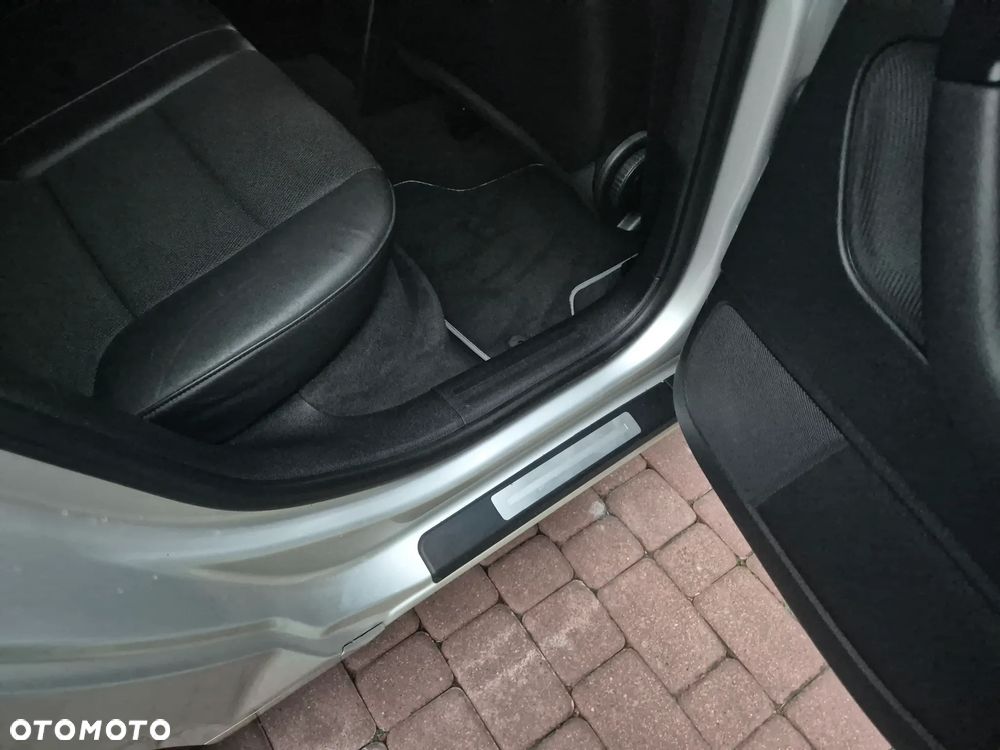Audi A3 Sportback 2.0 TDI DPF S line Sportpaket (plus) - 40