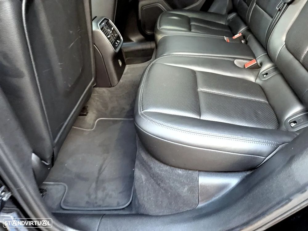 Porsche Macan S - 35