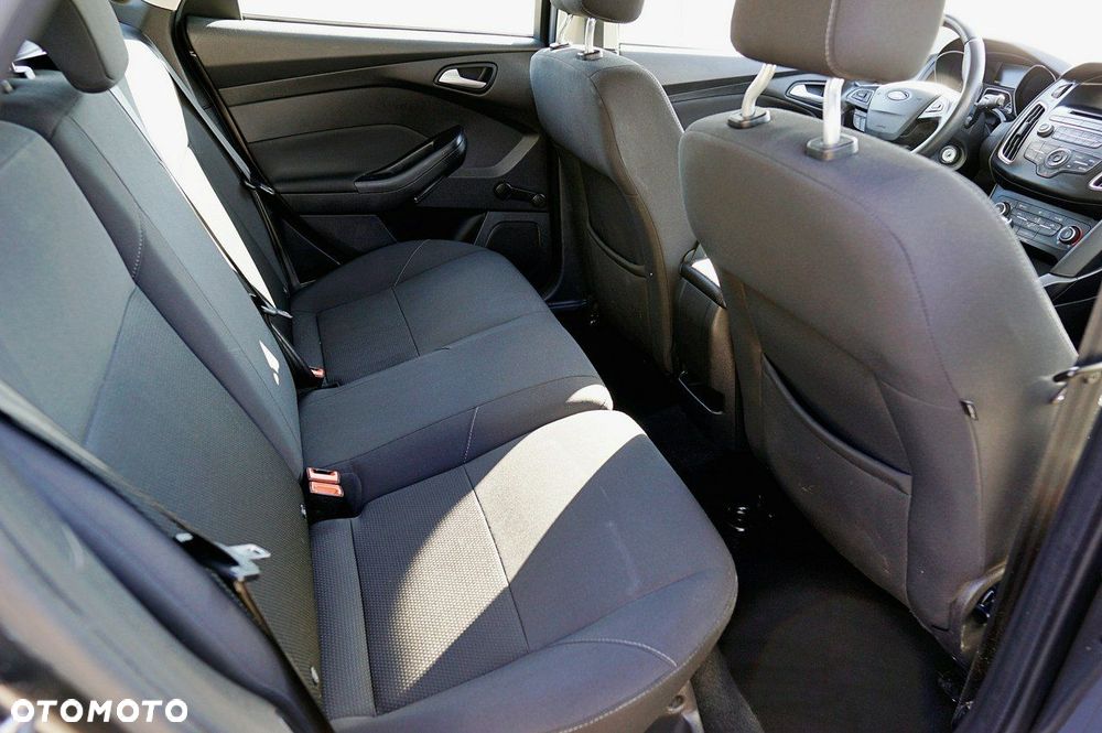 Ford Focus - 16