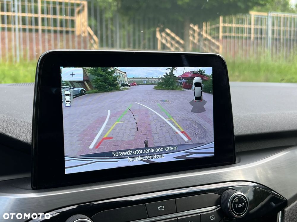 Ford Kuga 2.5P PHEV FWD Titanium X - 22