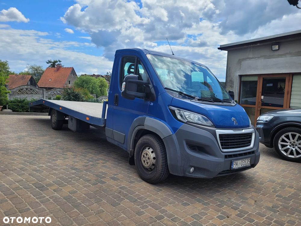 Peugeot Boxer 3.0 najazd platforma 6,2x2.3m - 1