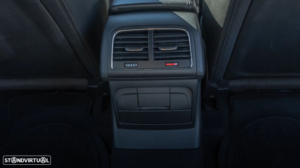 Audi Q5 2.0 TDI Business Line S-line - 14