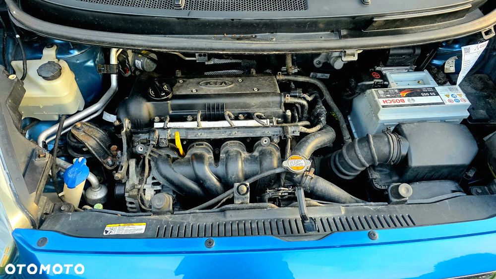 Kia Venga 1.6 L - 13