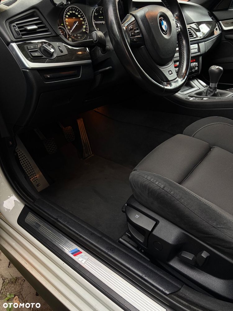 BMW Seria 5 520d - 9
