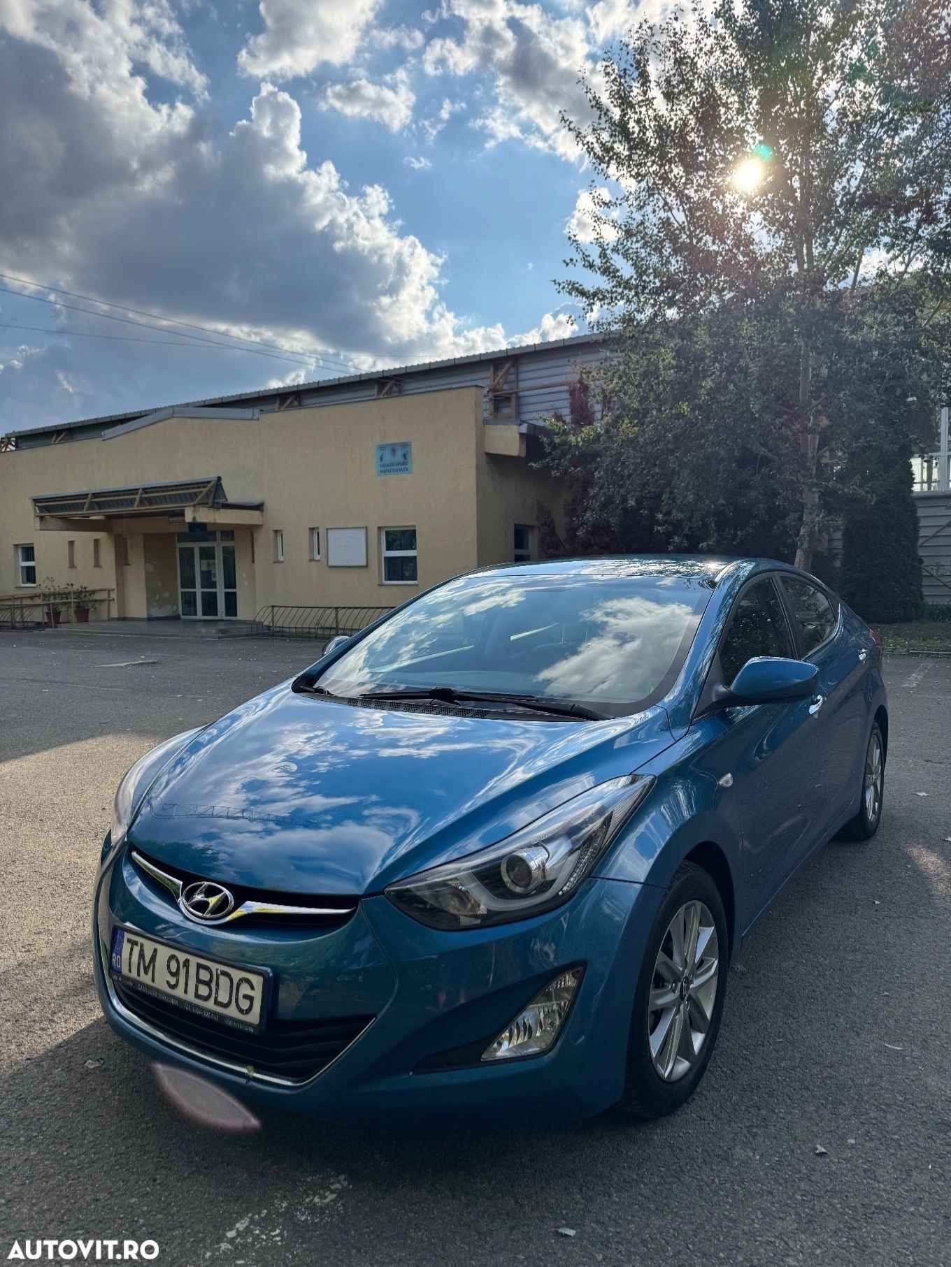 Hyundai Elantra 1.6 MPi - 1