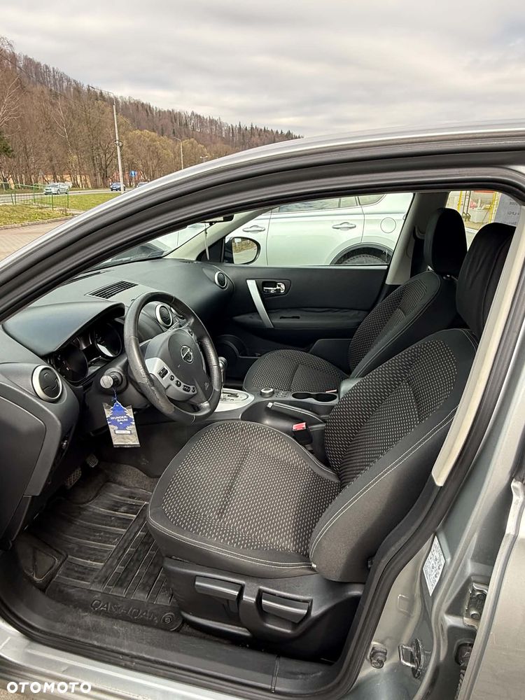 Nissan Qashqai 2.0 4x4 Tekna CVT - 9