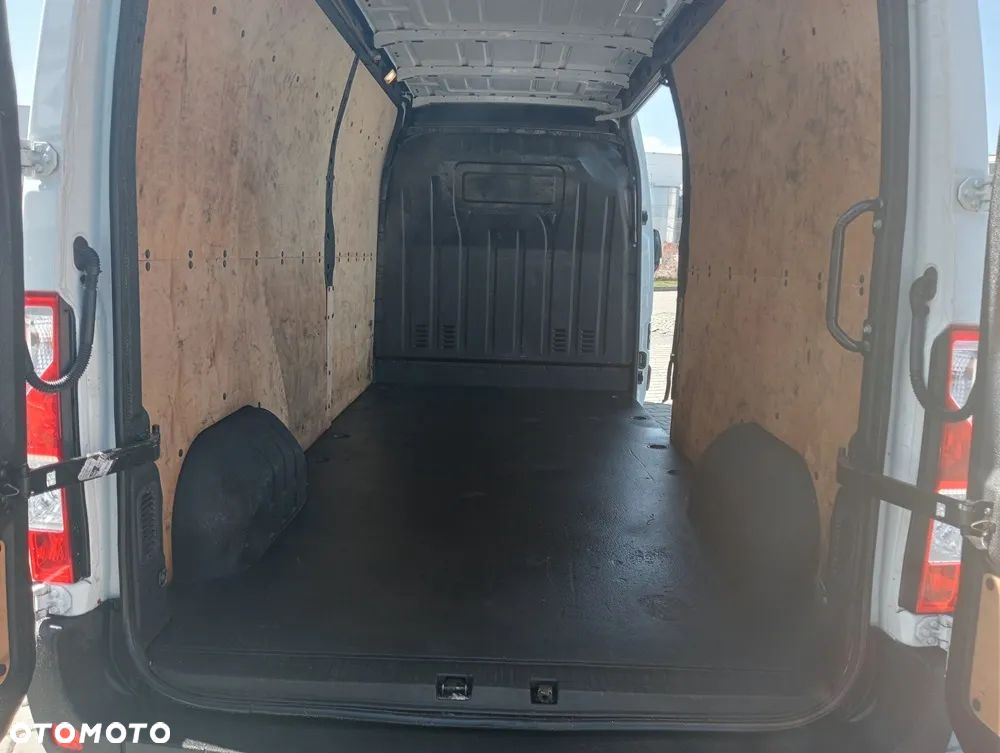 Renault Master FURGON L3H2 180KM - 12