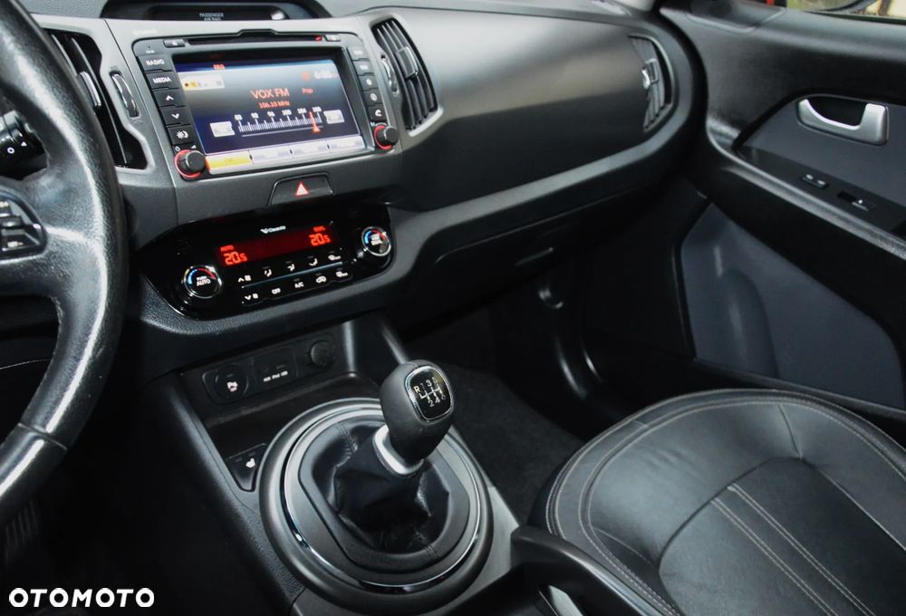Kia Sportage - 16