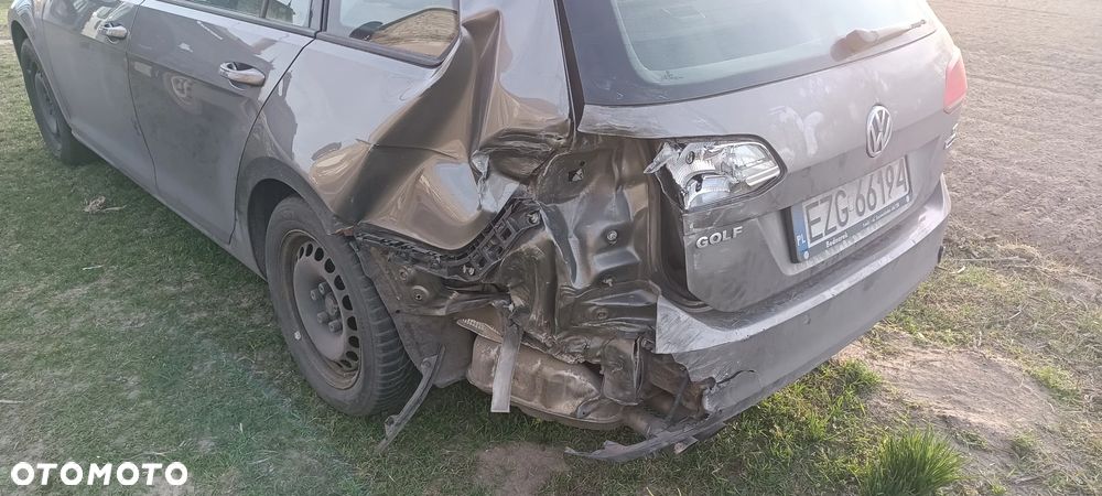 Volkswagen Golf 1.4 TSI (BlueMotion Technology) Comfortline - 2