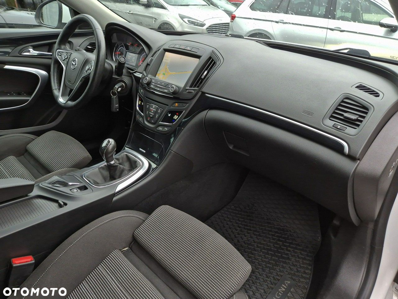 Opel Insignia - 28
