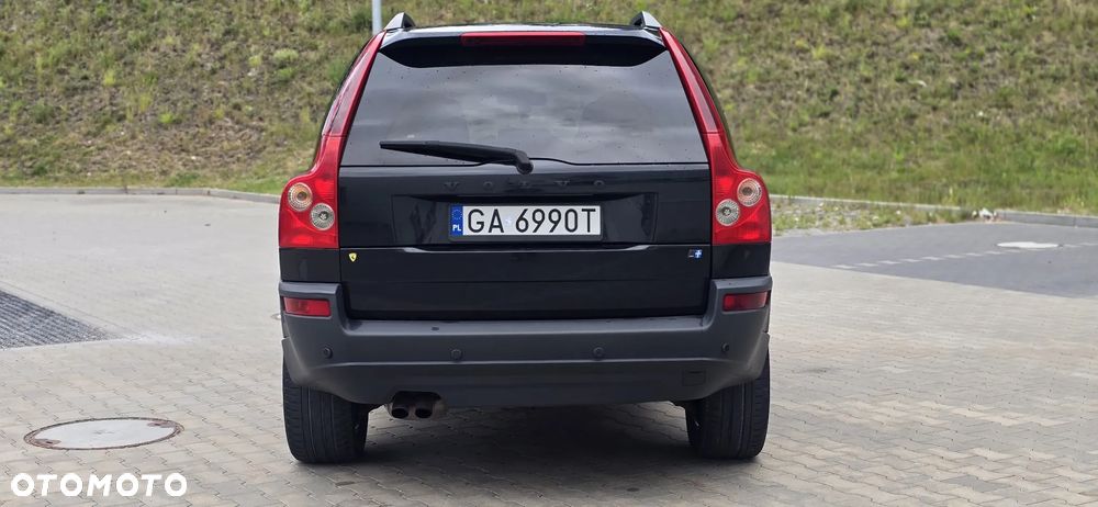 Volvo XC 90 - 9