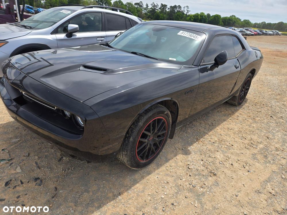 Dodge Challenger Automatik SXT Plus - 1