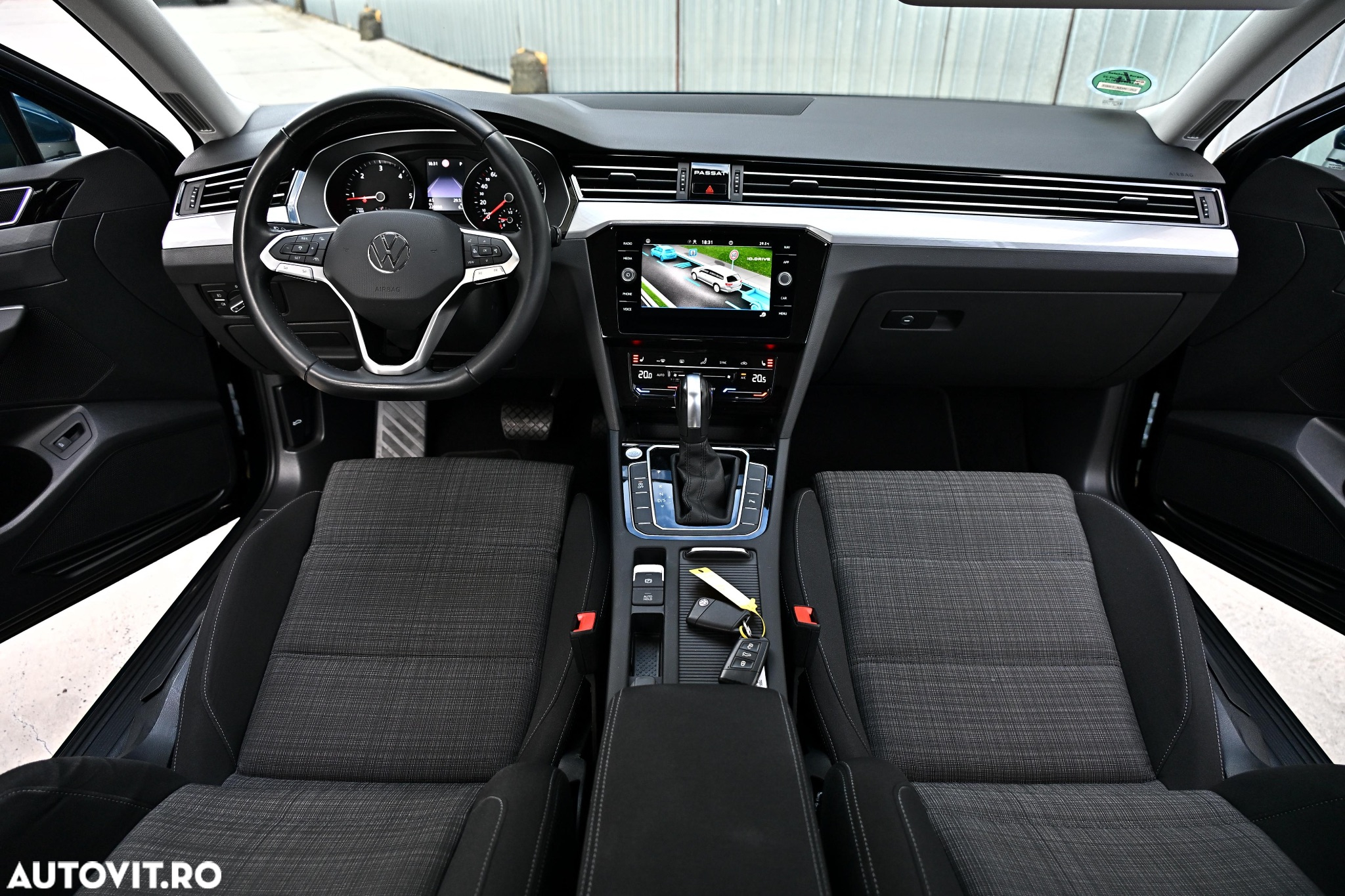 Volkswagen Passat Variant 2.0 TDI SCR DSG Business - 4