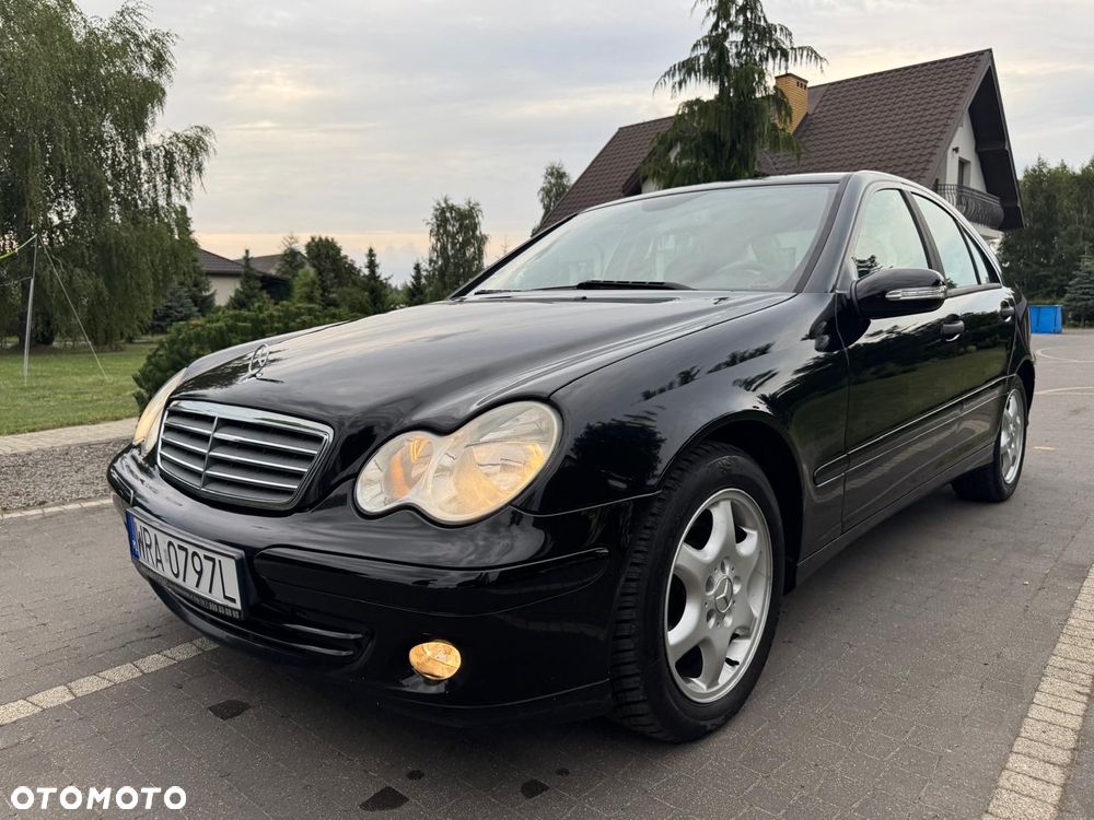 Mercedes-Benz Klasa C 200 T CDI Classic - 31