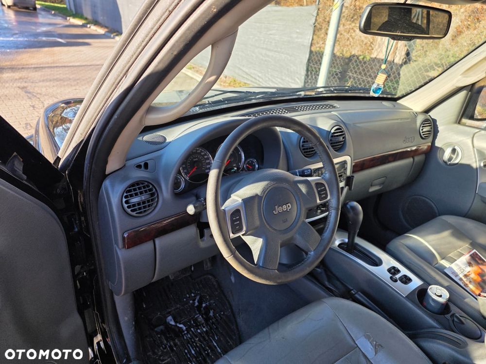 Jeep Cherokee 2.8 CRD Automatik Limited - 6