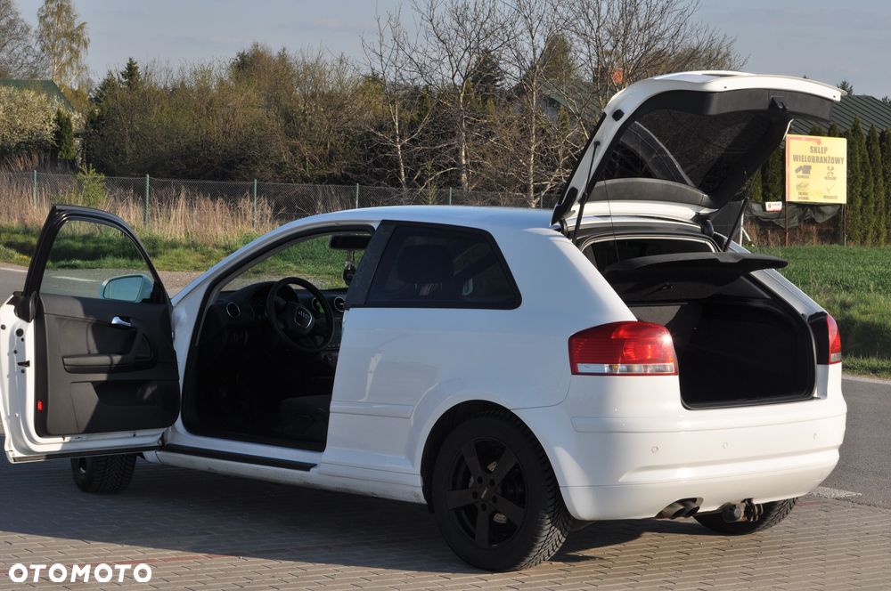Audi A3 3-drzwiowe 1.9 TDI DPF Ambiente - 9