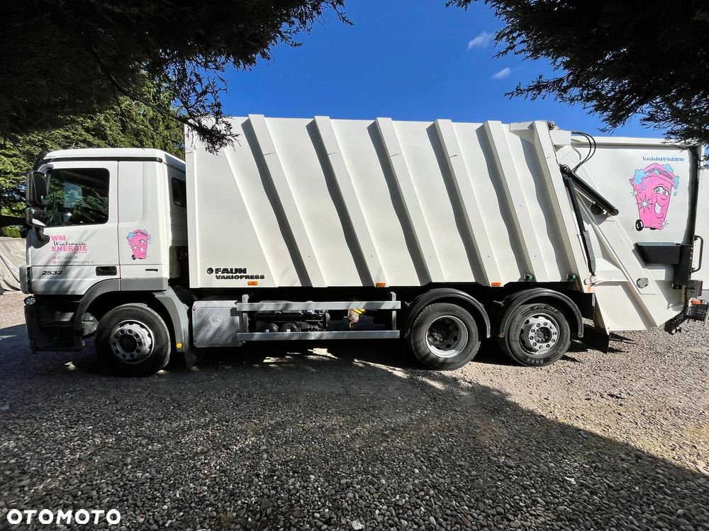 Mercedes-Benz ACTROS 2532L - 2