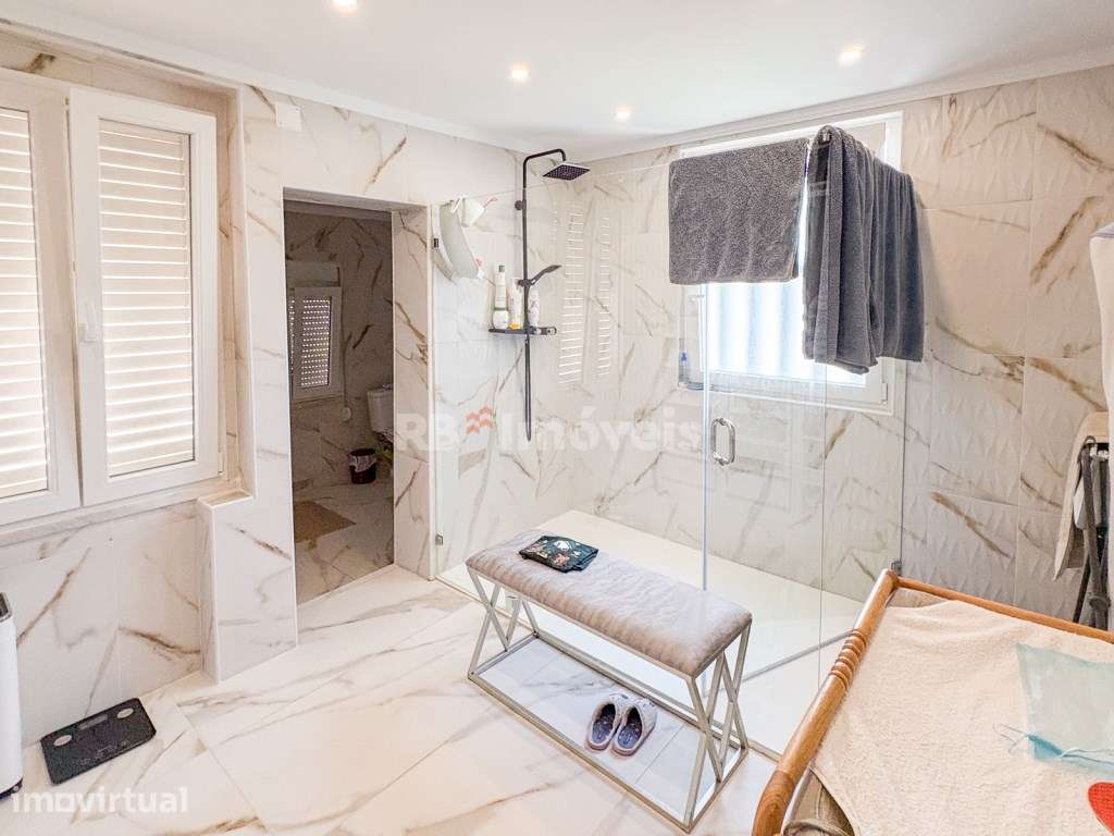 Moradia T4 c/ Jardim e Piscina - Abrantes - Grande imagem: 5/19