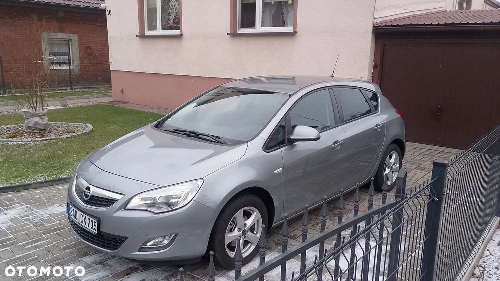 Opel Astra 1.4 Turbo - 2