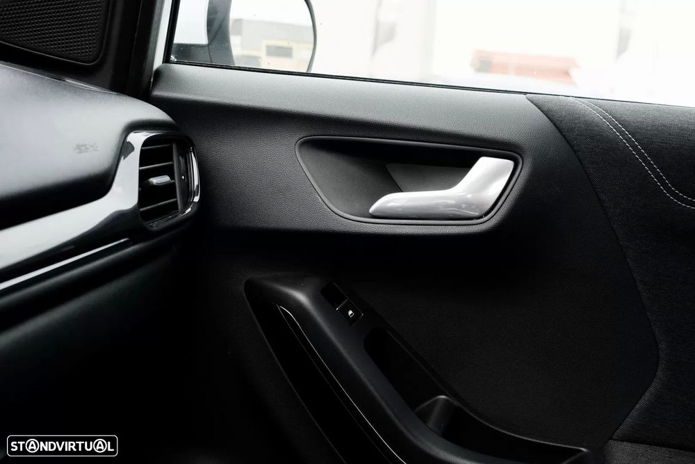 Ford Puma 1.0 EcoBoost MHEV Titanium - 14