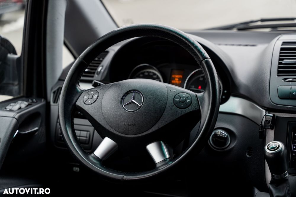 Mercedes-Benz Viano 2.2 CDI DPF lang Automatik Avantgarde - 24