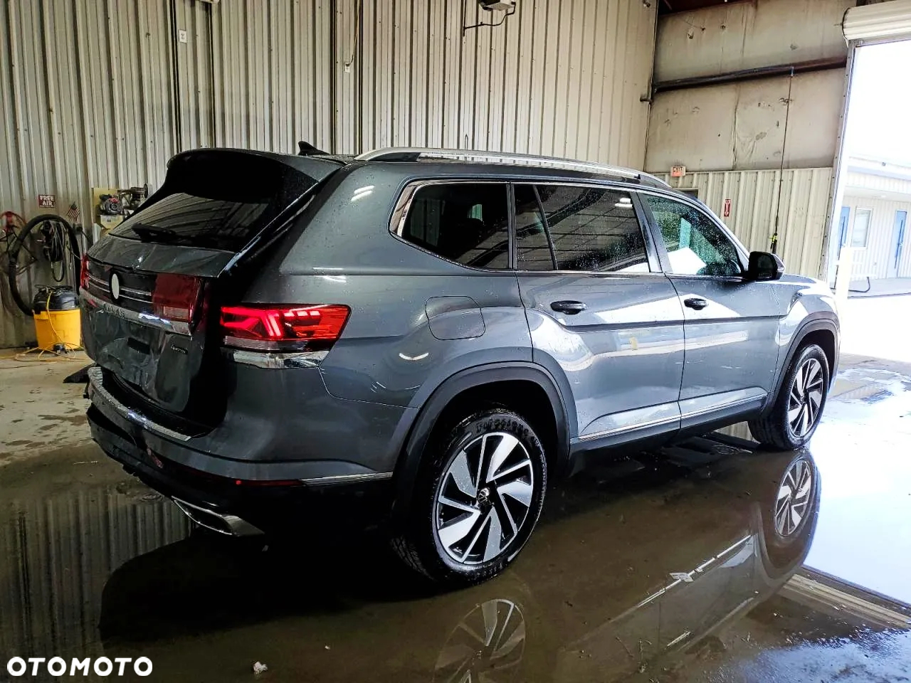 Volkswagen Atlas - 3