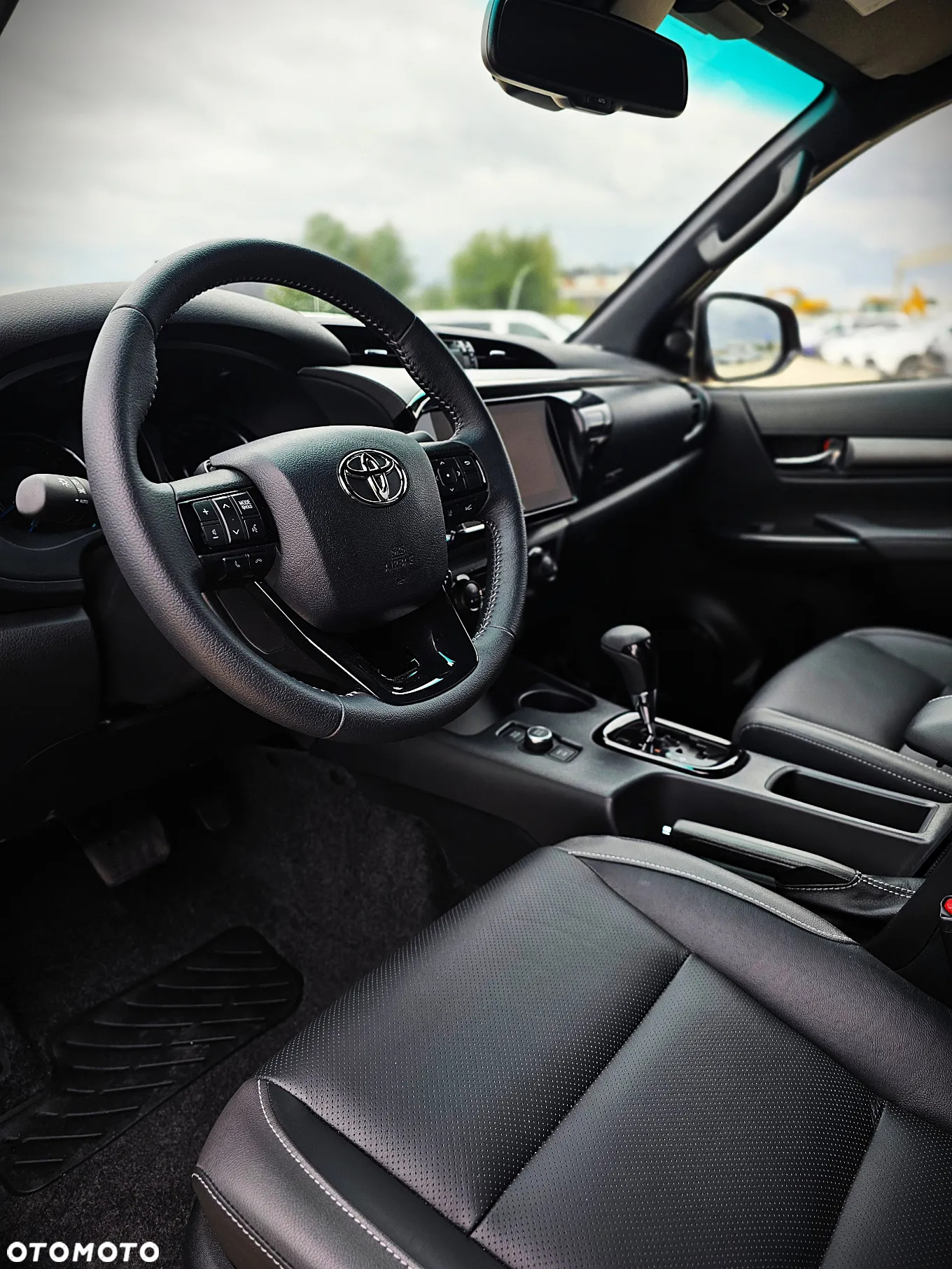 Toyota Hilux 2.8 D-4D Double Cab SR5 4x4 - 22