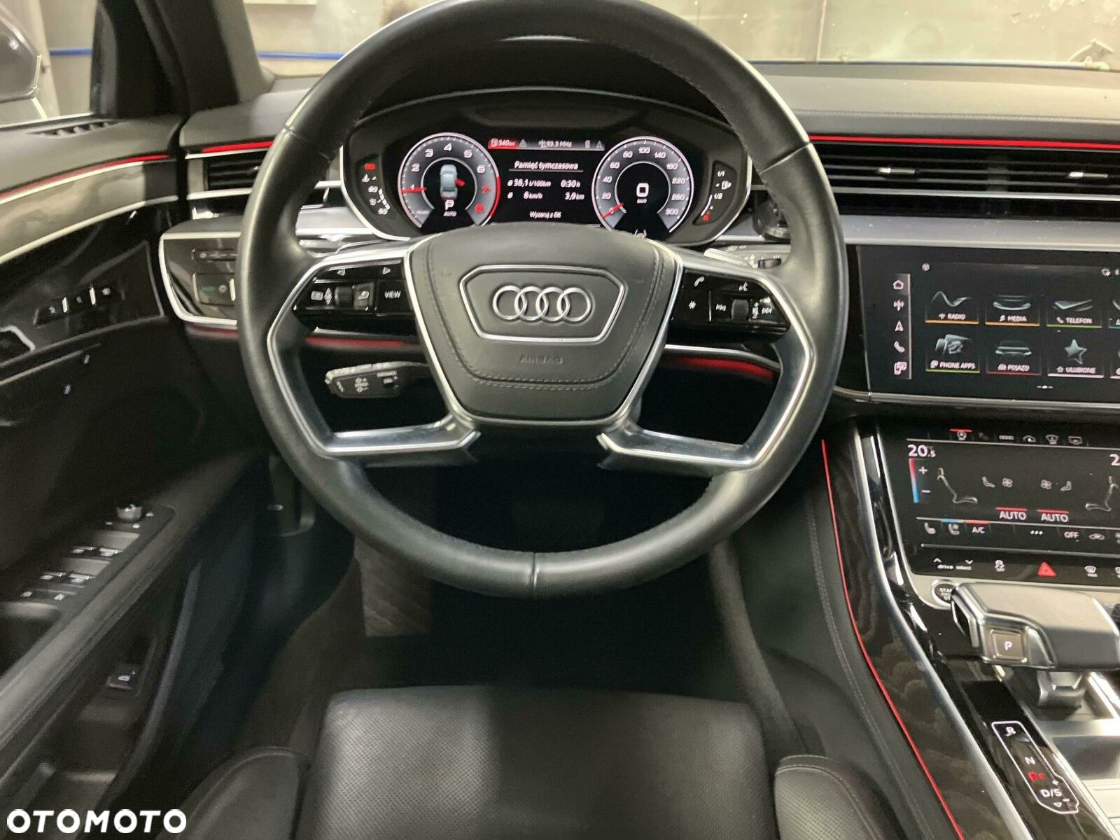 Audi A8 - 18