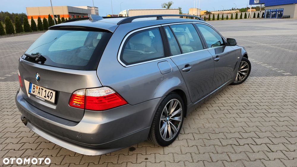 BMW Seria 5 - 16