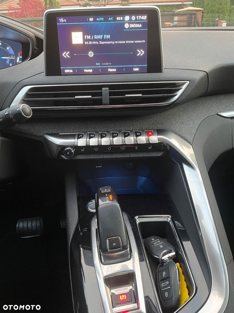 Peugeot 5008 2017