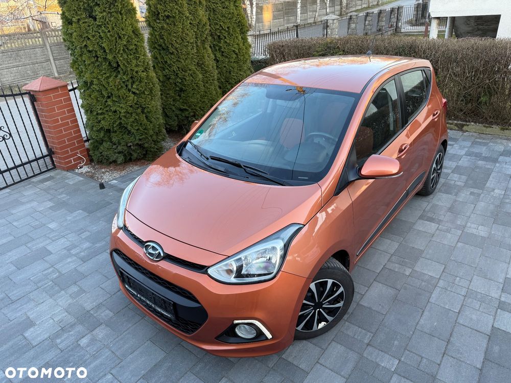 Hyundai i10 1.2 Fifa World Cup Edition - 12