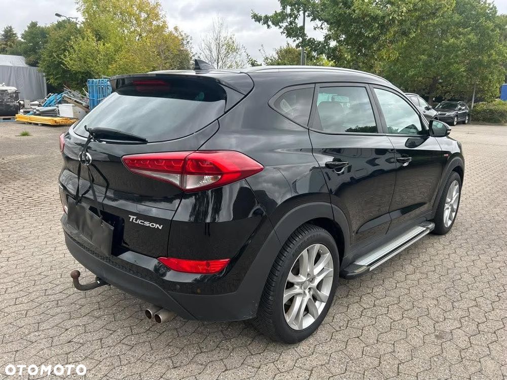 Hyundai Tucson blue 1.7 CRDi 2WD DCT Premium - 6