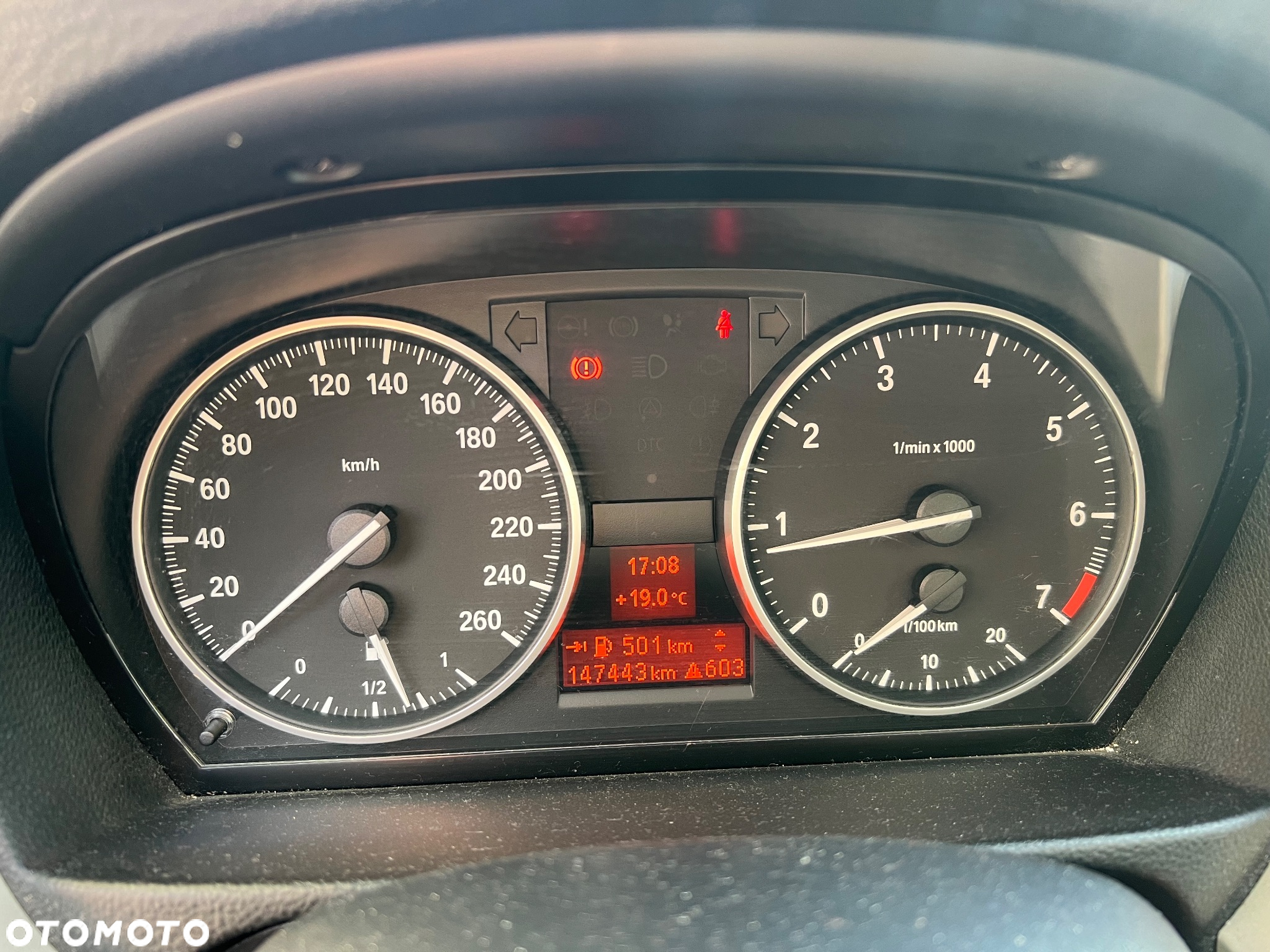 BMW Seria 3 318i - 20