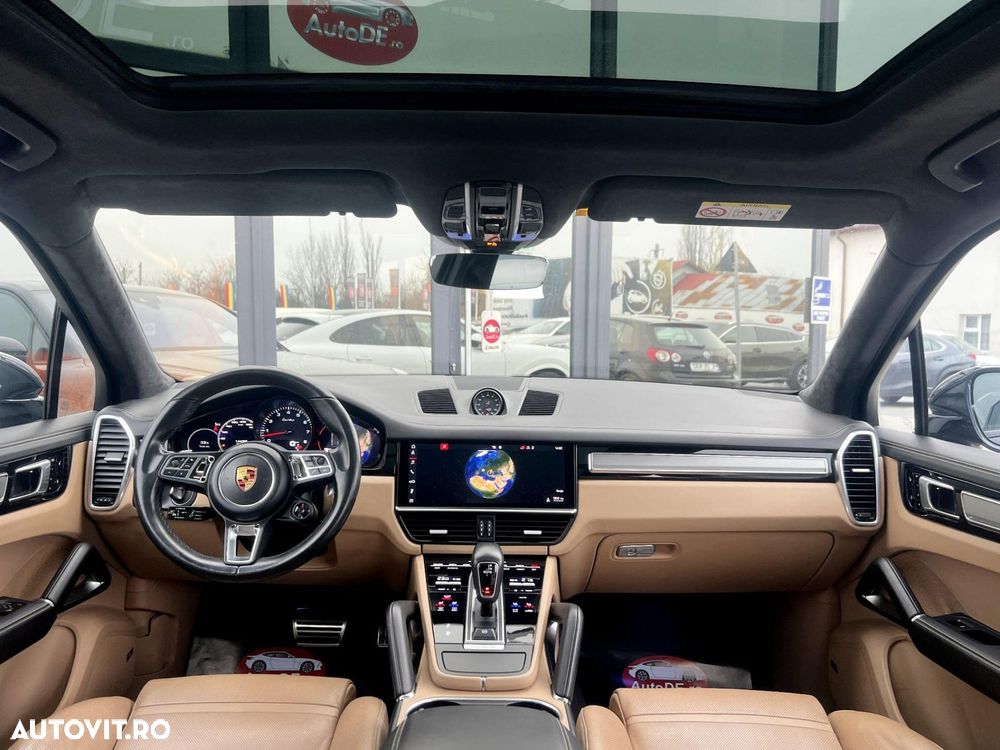 Porsche Cayenne Turbo - 7
