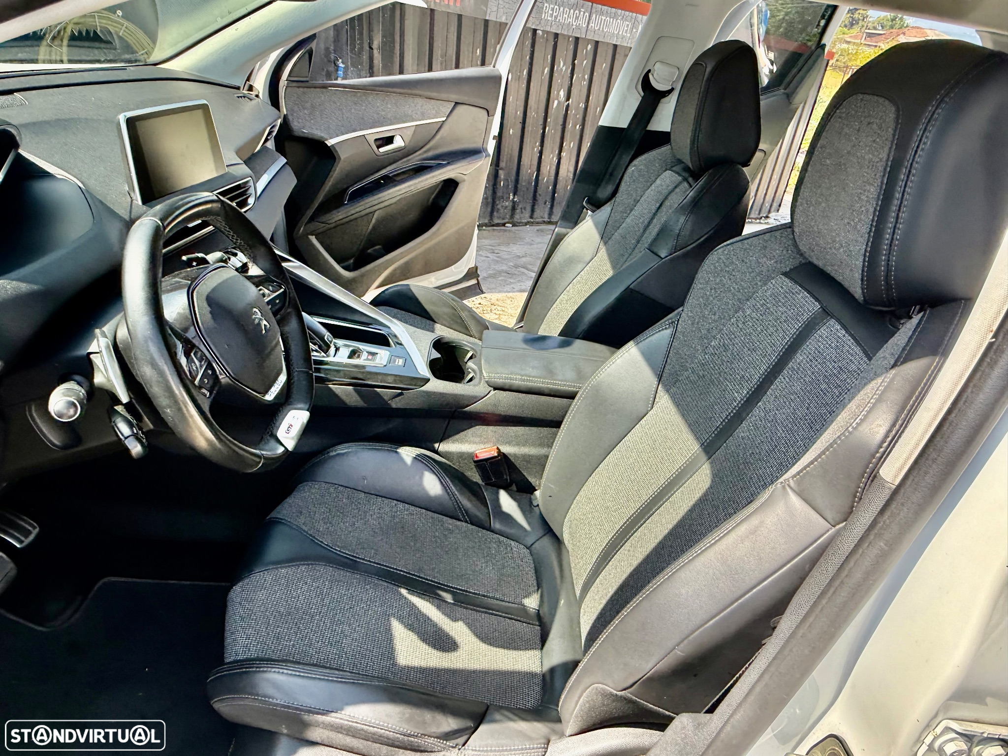 Peugeot 3008 1.6 BlueHDi GT Line EAT6 - 22