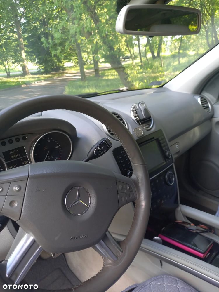 Mercedes-Benz ML - 7